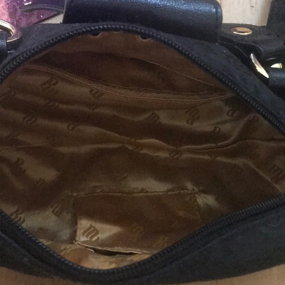 Nice black and gold bag - Picture 3 of 4